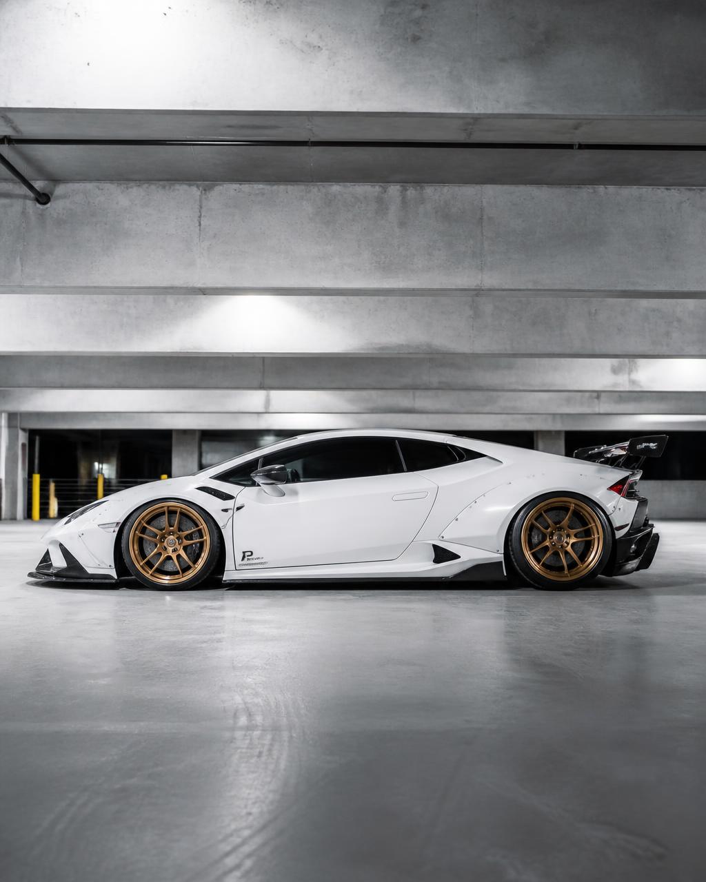 Huracan widebody
